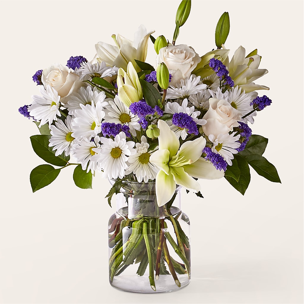 Beyond Blue Bouquet – Fellows Fernlea Flowers, St Thomas ON