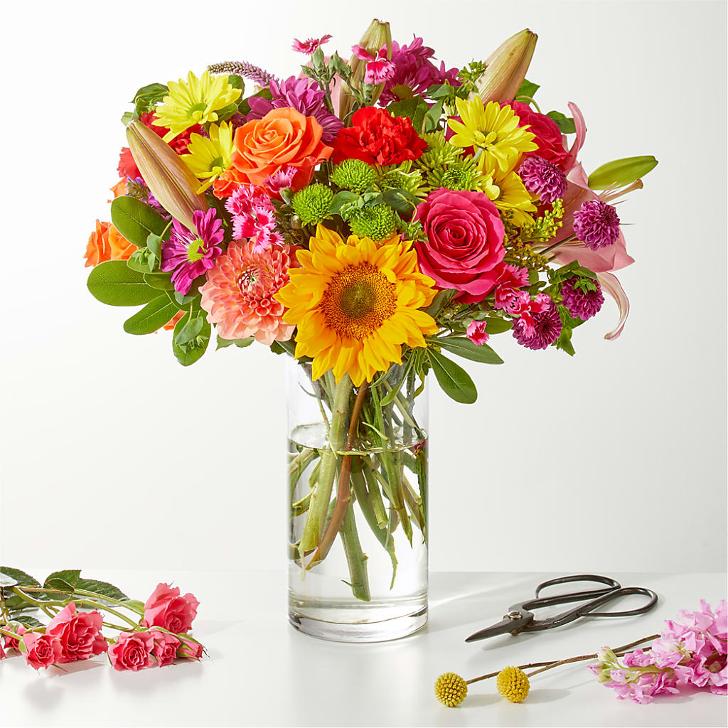 Cue the Confetti - A Florist Original –  Fellows Fernlea Flowers, St Thomas ON