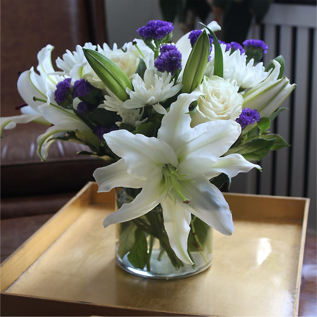 Beyond Blue Bouquet –  Fellows Fernlea Flowers, St Thomas ON